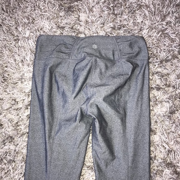ATHLETA Herringbone Ruched grey 7/8 leggings M - Picture 5 of 7